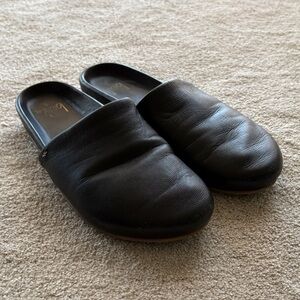 beek Black Leather Women's Mules